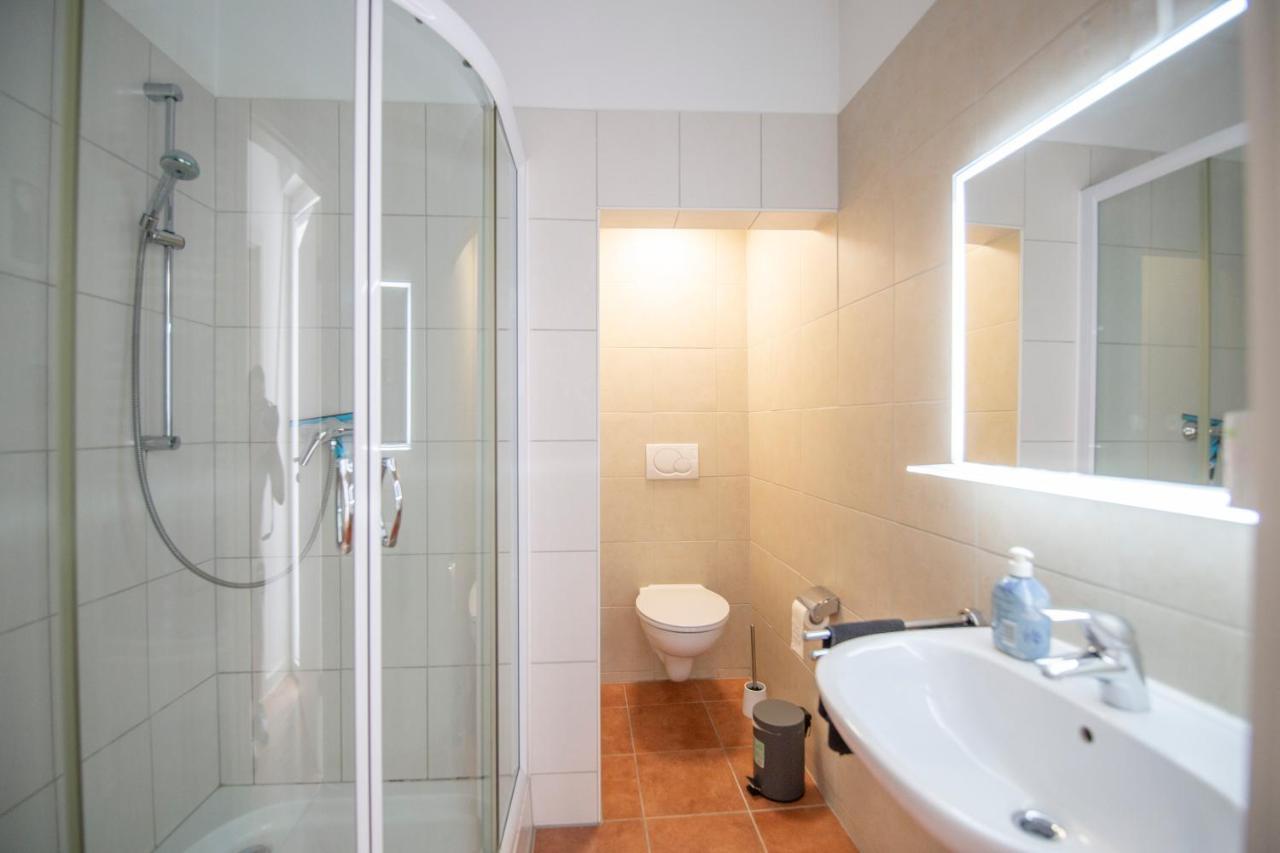 Apartment Mit Kleinem Innenhof Im Erdgeschoss Fuer Bis Zu 4 Personen 클로텐 외부 사진