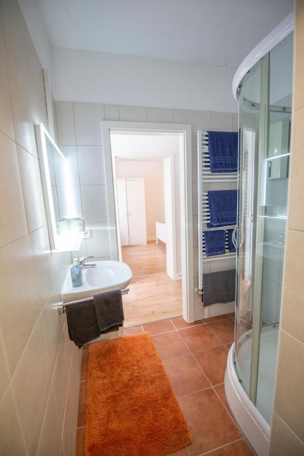 Apartment Mit Kleinem Innenhof Im Erdgeschoss Fuer Bis Zu 4 Personen 클로텐 외부 사진
