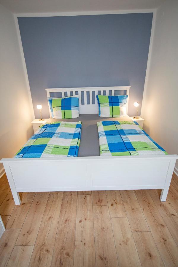 Apartment Mit Kleinem Innenhof Im Erdgeschoss Fuer Bis Zu 4 Personen 클로텐 외부 사진
